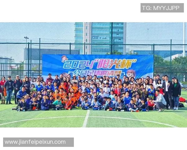 盲人如何通过声音与触觉感受足球比赛的激情与魅力